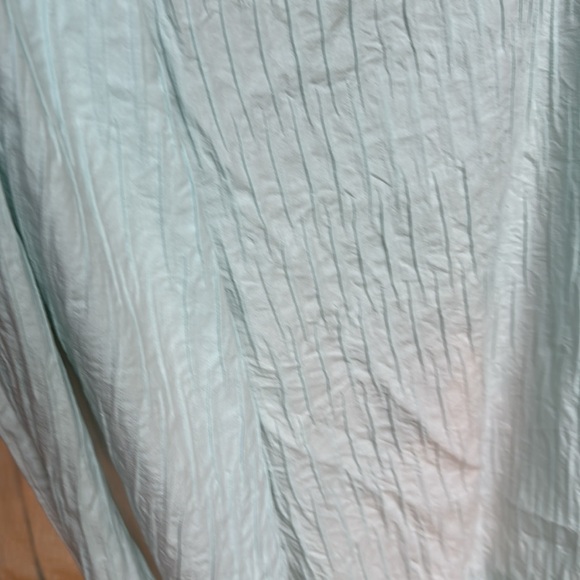 EUC Coastal Living Home Collection Curtains (3 Sets) - Picture 6 of 8